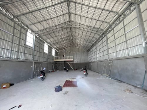 ឃ្លាំងថ្មីសំរាប់ជួលនៅគោករកា