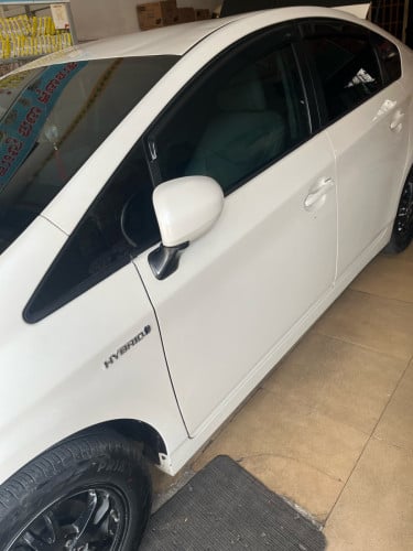 រថយន្តលក់011អប់សិន2លក់15700ចចា