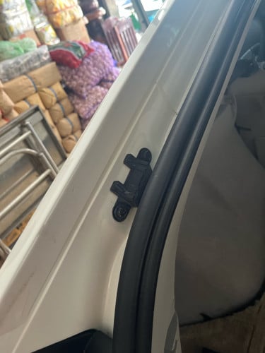រថយន្តលក់011អប់សិន2លក់15700ចចា
