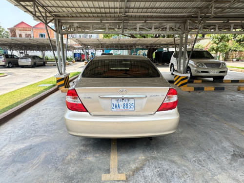 ឡានម្ចាស់តែមួយ​ 04​ XLE តំលៃល្អណាស់​