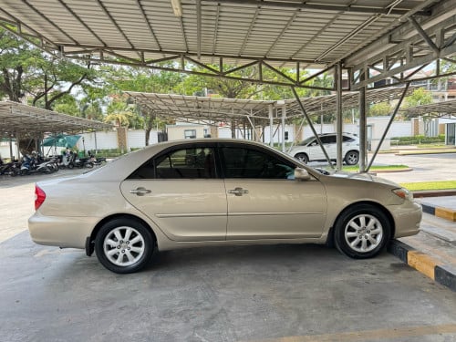 ឡានម្ចាស់តែមួយ​ 04​ XLE តំលៃល្អណាស់​