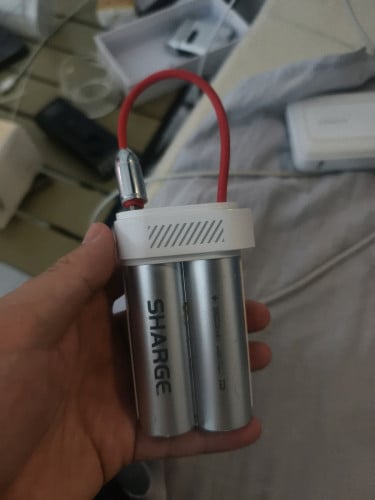 闪技充电宝和纽曼