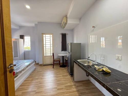 បន្ទប់១ជួល 180$ឡើង លើផ្លូវ271 ផ្សារជីបម៉ុងម៉េហ្គាម៉ល ២៧១