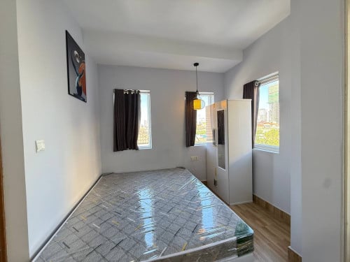 បន្ទប់១ជួល 180$ឡើង លើផ្លូវ271 ផ្សារជីបម៉ុងម៉េហ្គាម៉ល ២៧១