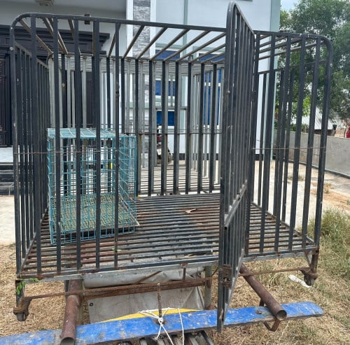 លក់ទ្រុងឆ្កែ ទាំង2