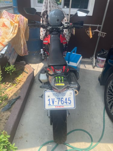 ម៉ូតូលក់ កម្លាំង250cc