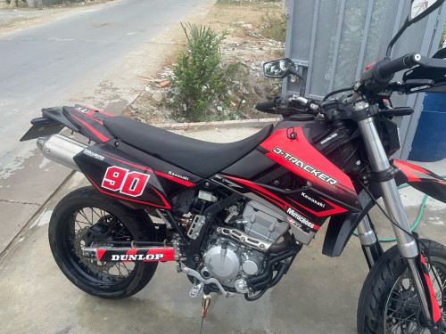 ម៉ូតូលក់ កម្លាំង250cc