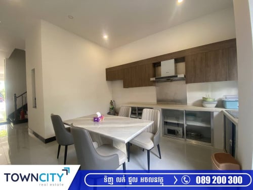 ផ្ទះអាជីវកម្ម  សម្រាប់ជួល នៅផ្លូវជាតិ 6A
