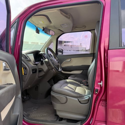 $8,800 Kia Ray 2013 ពណ៌ហុងស៊ុយ