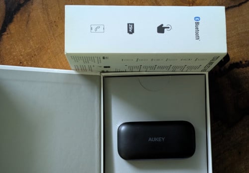 កាស Bluetooth ម៉ាក Aukey គុណភាពអាមេរិច