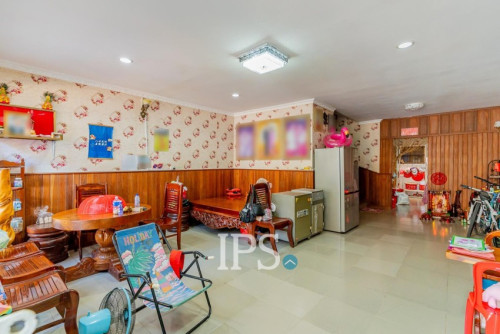 #សម្រាប់លក់ : ForSale 🏡 វីឡាភ្លោះ ៤ បន្ទប់គេង - Borey Sopheak Mongkul
