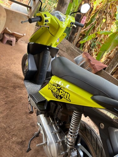 ICON 010 មានកាតគ្រី 400ជាង 500 ចរចាបានធានាម៉ាសុីនស្ទុះជិះឆ្ងាយបានធម្មតា
