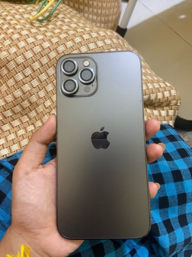 លក់ iPhone 12 Pro Max នៅស្អាត