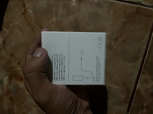 ខ្សែសាក iphone