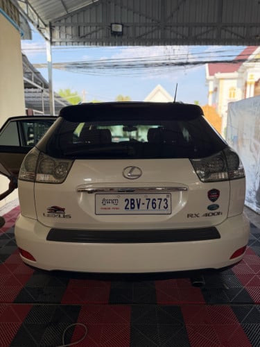 ចង់លក់ Lexus 400h