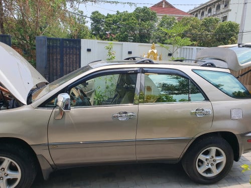 លក់ឡាន Lexus RX300