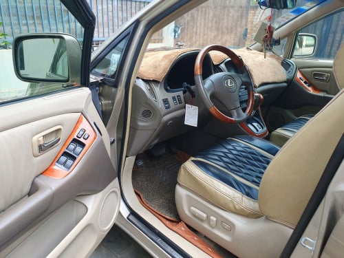 លក់ឡាន Lexus RX300
