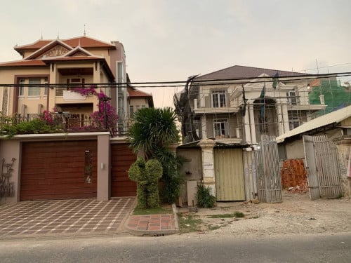 ផ្ទះជួលនៅផ្លូវ​ឧញ៉ាជវាវំាង ជិត​សាលារៀន​​ Marywell International School