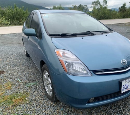ឡាន​ ជួល​ ឡាន​ ព្រូស សំរាប់ជួល toyota Prius for rent 丰田普锐斯招租 普锐斯出租