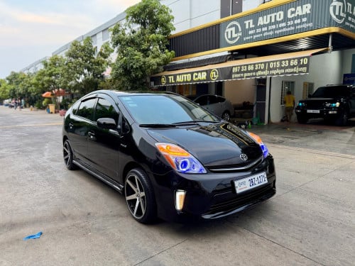 09 Full Options តម្លៃ 11400$