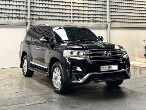 2017 Land Cruiser GXR Full Option V6 អារ៉ាប់