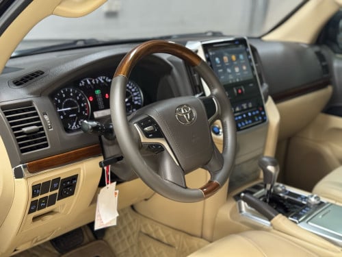 2017 Land Cruiser GXR Full Option V6 អារ៉ាប់