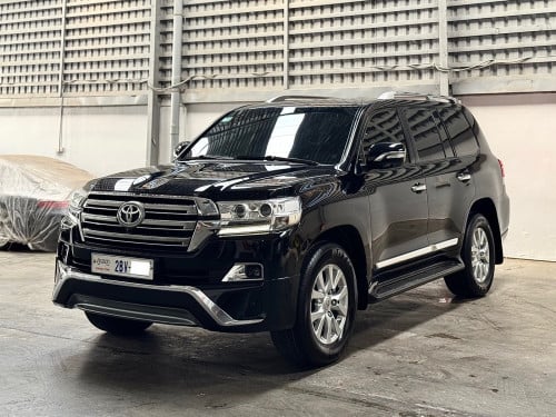 2017 Land Cruiser GXR Full Option V6 អារ៉ាប់