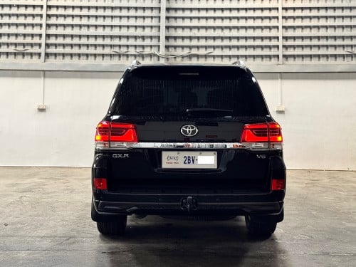 2017 Land Cruiser GXR Full Option V6 អារ៉ាប់