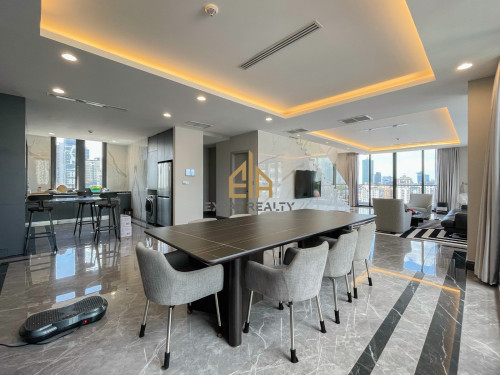 3 Bedroom Penthouse serviced apartment for rent in BKK1- Phnom Penh