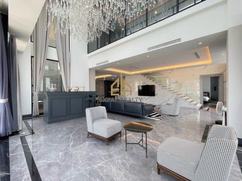 3 Bedroom Penthouse serviced apartment for rent in BKK1- Phnom Penh