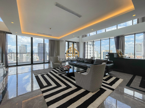 3 Bedroom Penthouse serviced apartment for rent in BKK1- Phnom Penh