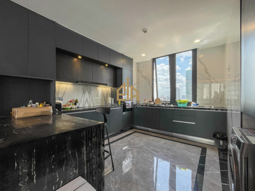 3 Bedroom Penthouse serviced apartment for rent in BKK1- Phnom Penh