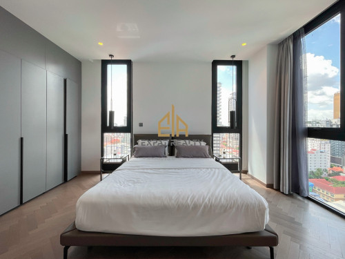 3 Bedroom Penthouse serviced apartment for rent in BKK1- Phnom Penh