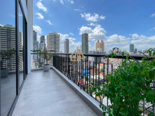3 Bedroom Penthouse serviced apartment for rent in BKK1- Phnom Penh