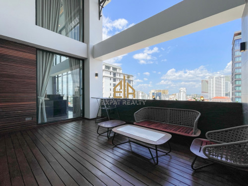 3 Bedroom Penthouse serviced apartment for rent in BKK1- Phnom Penh