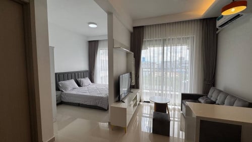 60M Road R&F MIRO FOR RENT