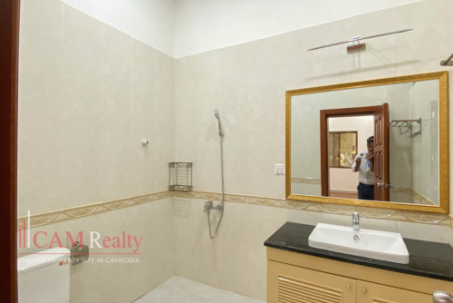 9 Bedroom Commercial Villa For Rent in Daun Penh
