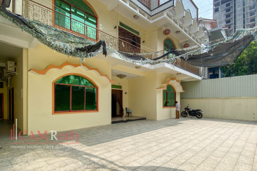 9 Bedroom Commercial Villa For Rent in Daun Penh