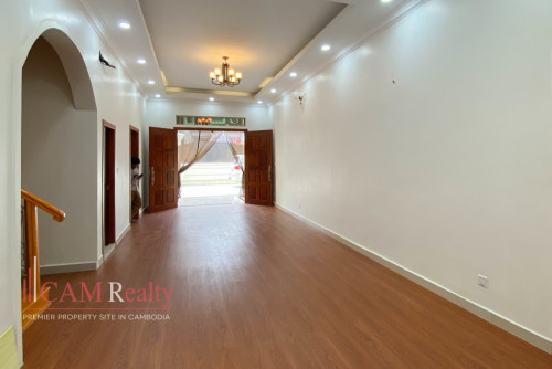 9 Bedroom Commercial Villa For Rent in Daun Penh