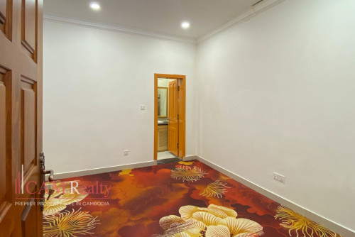 9 Bedroom Commercial Villa For Rent in Daun Penh