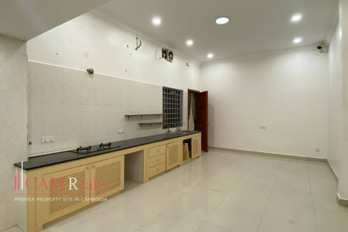 9 Bedroom Commercial Villa For Rent in Daun Penh