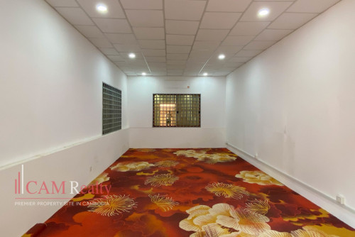 9 Bedroom Commercial Villa For Rent in Daun Penh