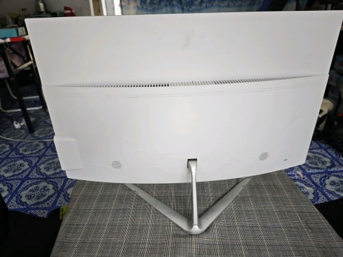 All in One 24" i5 7th Ram 16GB SSD 256GB