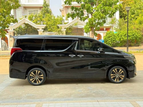 Alphard 2018 Spec Russia ម្ចាស់ដើមទិញខ្លាញ់គោ 14មុឺនជាង