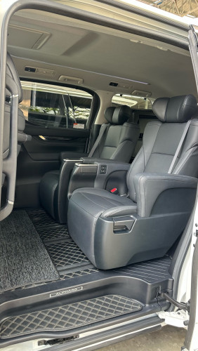 Alphard 2021 តាបឡូហ្សីន