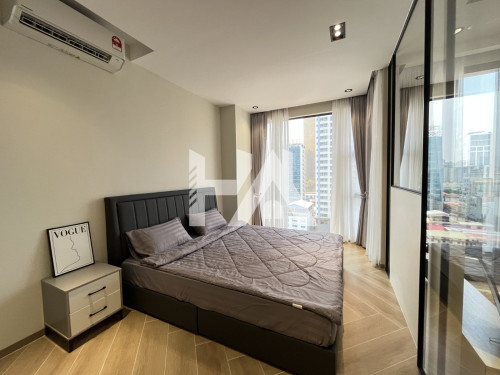 BKK-1 Condo Time Square 306 for rent