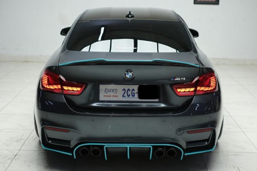 BMW M4 F82