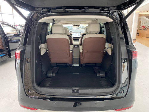 BYD M9 ប្រេីសាំង​បូក​អគ្គិសនី​ 1,000Km