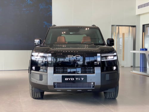 BYD Ti7 ធានា​8ឆ្នាំ​