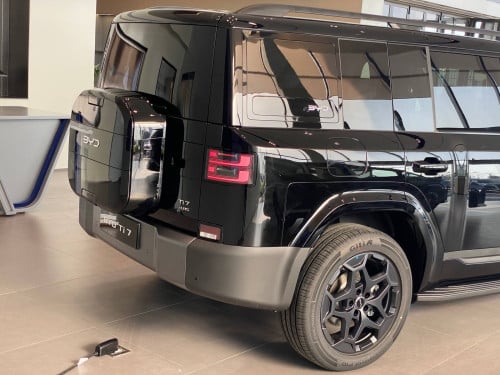 BYD Ti7 ធានា​8ឆ្នាំ​